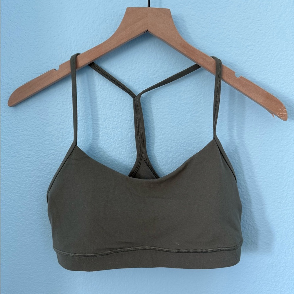 Lululemon Green sports bra size 10 gently used